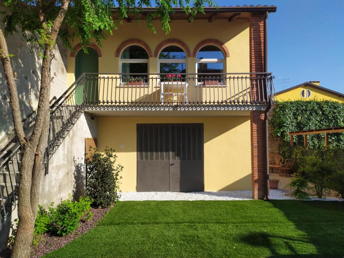 La Casetta In Collina Valeggio sul Mincio Exterior photo